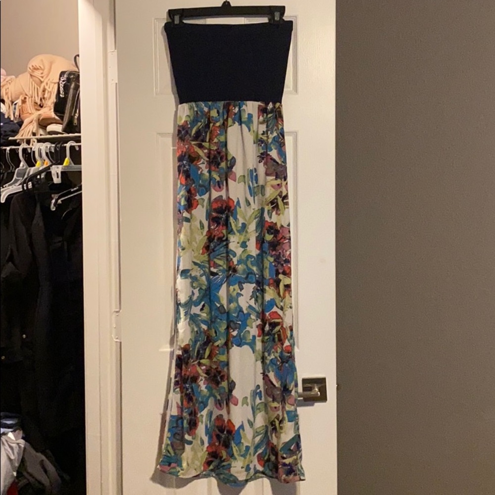Maxi dress
